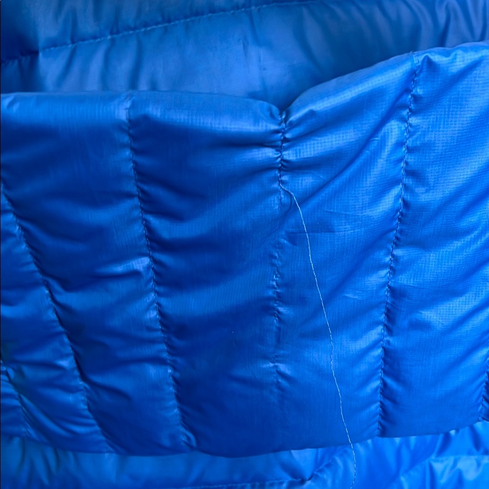 Patagonia Blue Puffer Jacket Lightweight Insulation - Picture 3 of 3